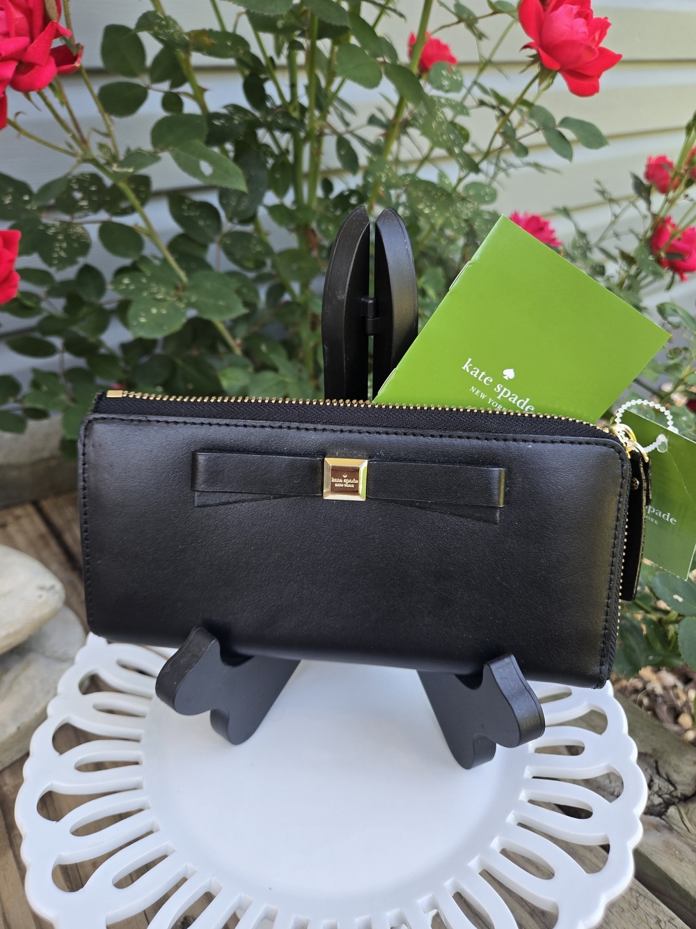 kate spade Black Bow Zip Wallet with Gold Accent New With Tags - Picture 10 of 12